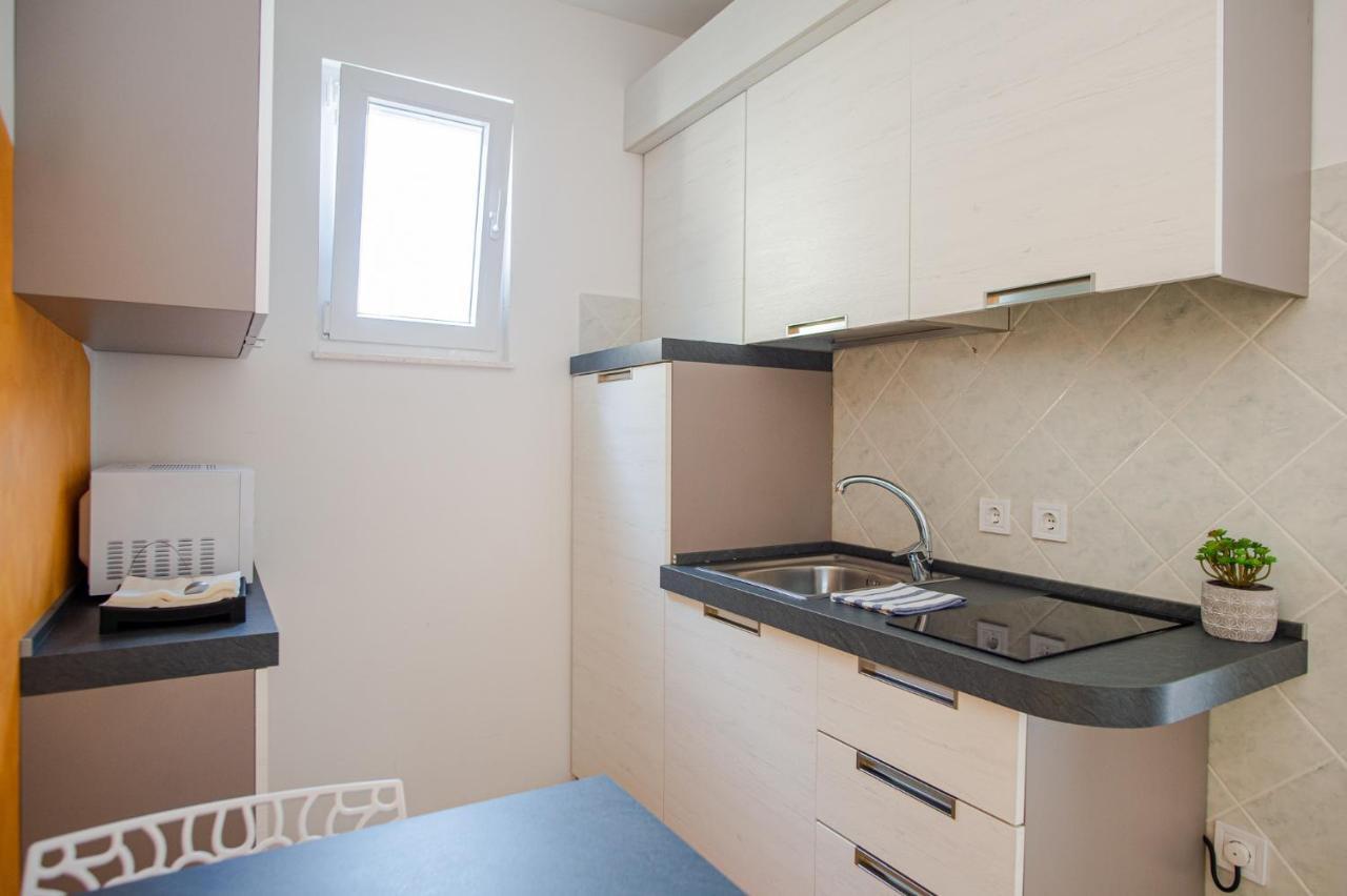 Exclusive Seaside Dream Apartments Murter Exterior foto
